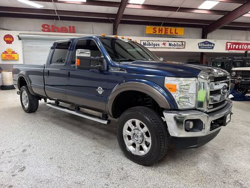 Used 2015 Ford F350 4x4 Crew Cab Super Duty image 11