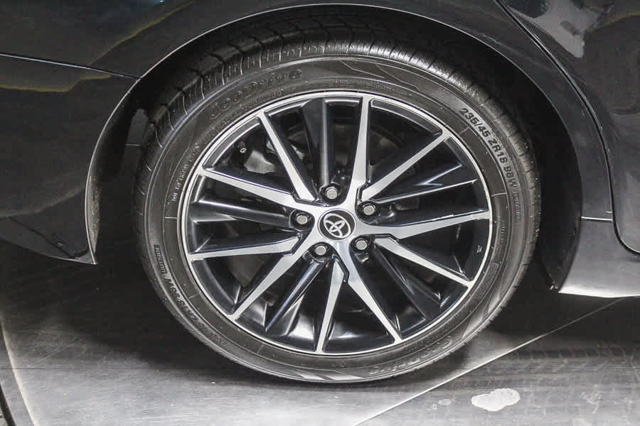 Used 2023 Toyota Camry SE FWD image 9