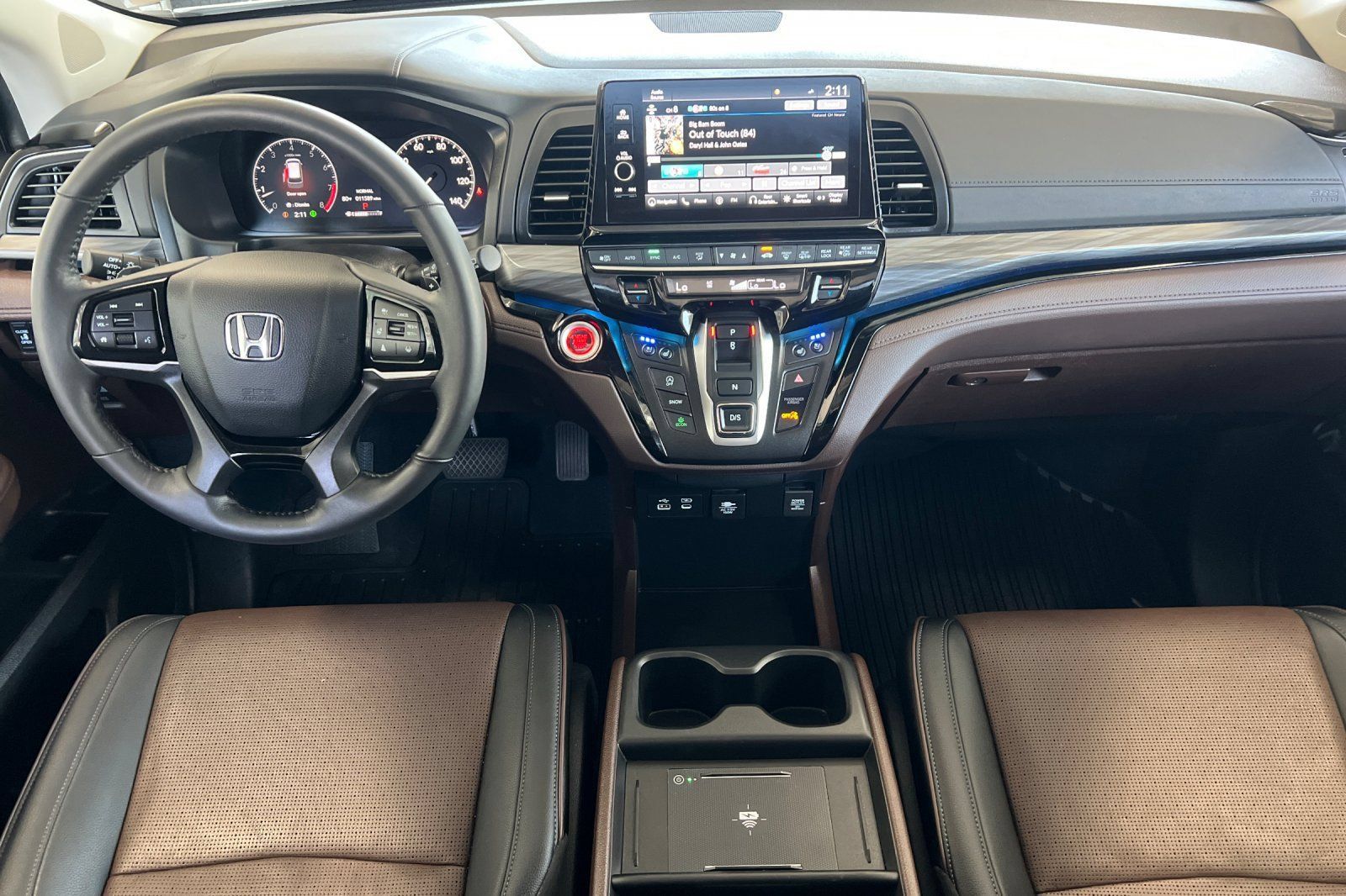 Used 2025 Honda Odyssey Elite image 10