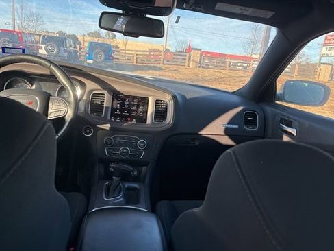 Used 2023 Dodge Charger GT image 15
