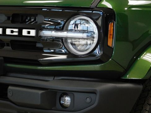 Used 2025 Ford Bronco Outer Banks AWD/4WD image 17