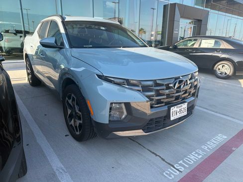 Used 2022 Hyundai Santa Cruz Limited AWD/4WD image 3
