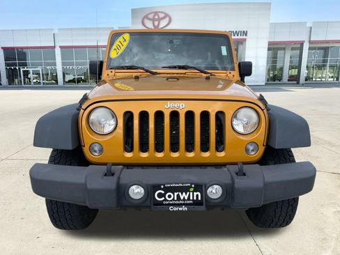 Used 2014 Jeep Wrangler Unlimited Sport w/ Quick Order Package 24S AWD/4WD image 17