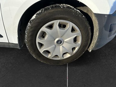 Used 2016 Ford Transit Connect XL image 9