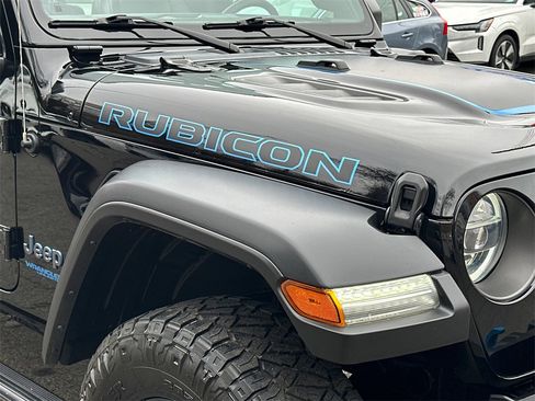 Used 2022 Jeep Wrangler Unlimited Rubicon 4xe w/ Cold Weather Group image 9