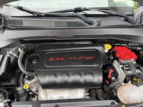 Used 2020 Jeep Compass Trailhawk w/ Cold Weather Group AWD/4WD image 6