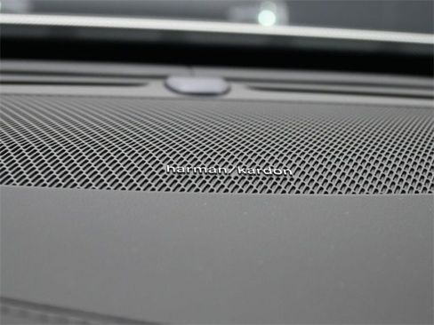 New 2026 Volvo XC90 T8 Ultra image 30