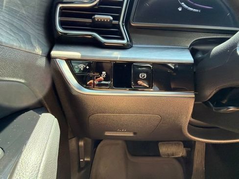 Certified 2024 Kia Sportage X-Line AWD/4WD image 13