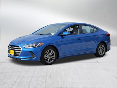 Used 2018 Hyundai Elantra Value Edition FWD image 3