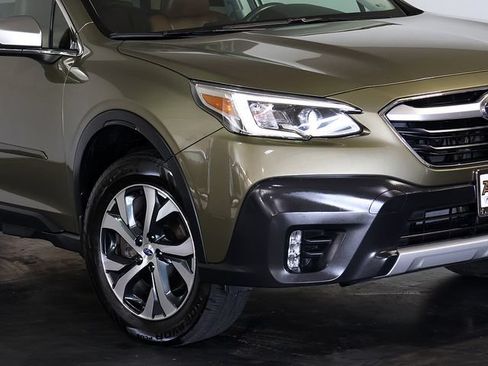 Used 2020 Subaru Outback Touring w/ Popular Package #2 AWD/4WD image 8