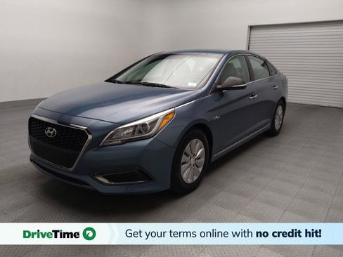 Used 2016 Hyundai Sonata SE image 1