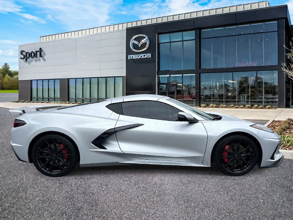 Used 2026 Chevrolet Corvette Stingray Preferred Cpe w/ Z51 Performance Package RWD image 2