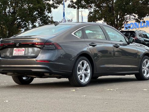 New 2025 Honda Accord LX image 4