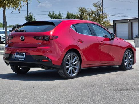 Used 2021 MAZDA MAZDA3 s FWD image 5