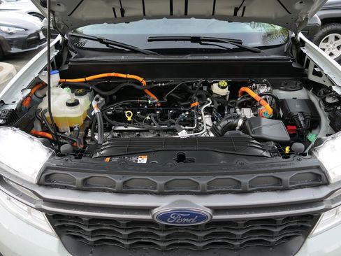 Used 2022 Ford Maverick XLT image 27