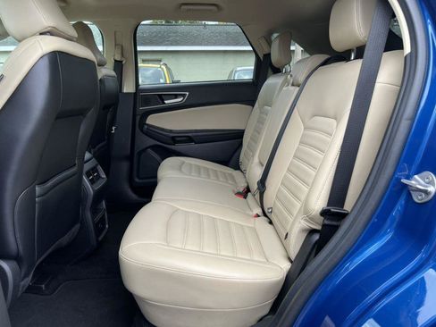 Used 2023 Ford Edge SEL AWD/4WD image 5
