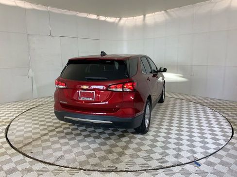 Used 2024 Chevrolet Equinox LT w/ LPO, Floor Liner Package FWD image 17