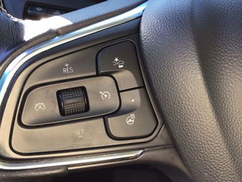 Used 2020 Buick Encore GX Essence w/ Experience Buick Package image 20