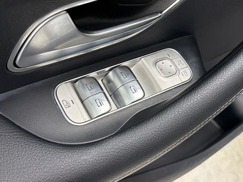 Used 2022 Mercedes-Benz GLE 350 image 13