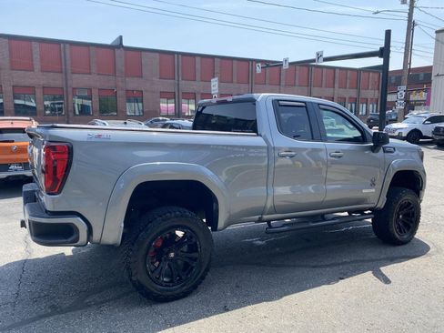 Used 2023 GMC Sierra 1500 Elevation AWD/4WD image 16