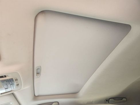 Used 2010 Lexus RX 350 2WD image 17