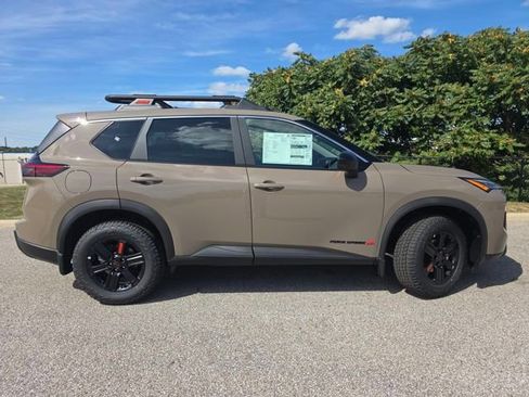 New 2026 Nissan Rogue SV image 21