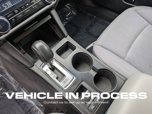 Used 2018 Subaru Outback 2.5i Premium image 24