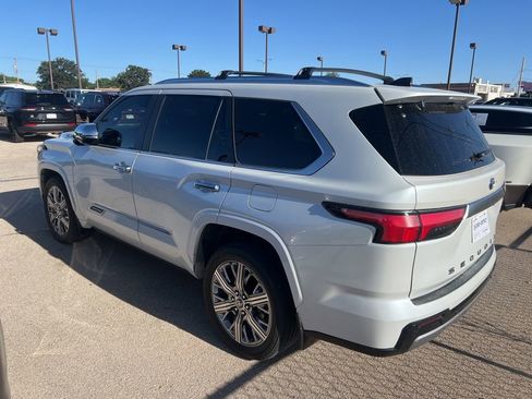 Used 2024 Toyota Sequoia Capstone AWD/4WD image 6