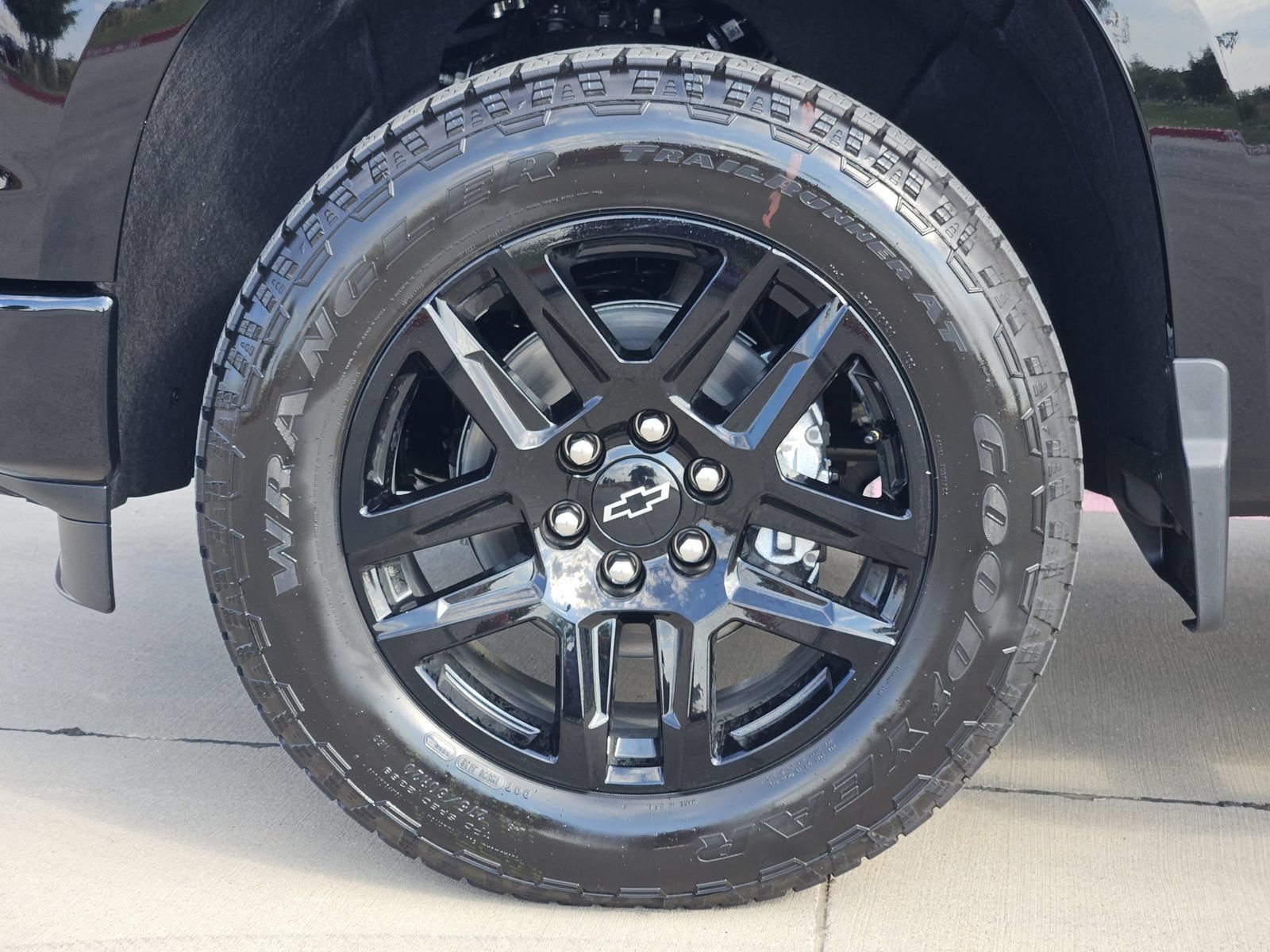 New 2026 Chevrolet Silverado 1500 RST w/ RST Select Package AWD/4WD image 12
