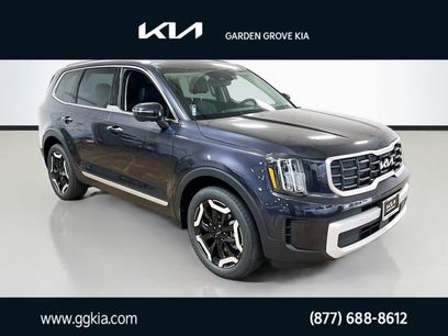 New 2025 Kia Telluride S