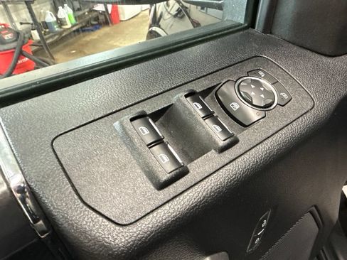 Used 2018 Ford F150 XLT w/ Equipment Group 302A Luxury AWD/4WD image 20