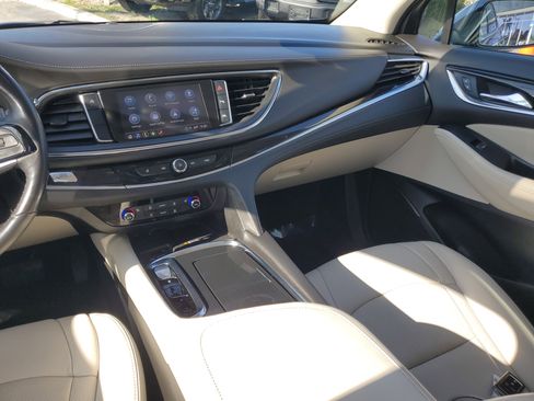 Used 2022 Buick Enclave Essence w/ Experience Buick Package image 19