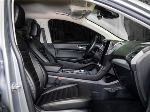 Used 2021 Ford Edge SEL image 10