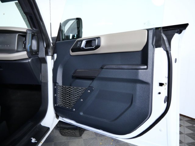 Certified 2024 Ford Bronco Wildtrak AWD/4WD image 10