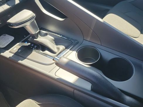 New 2026 Hyundai Elantra Sport FWD image 16