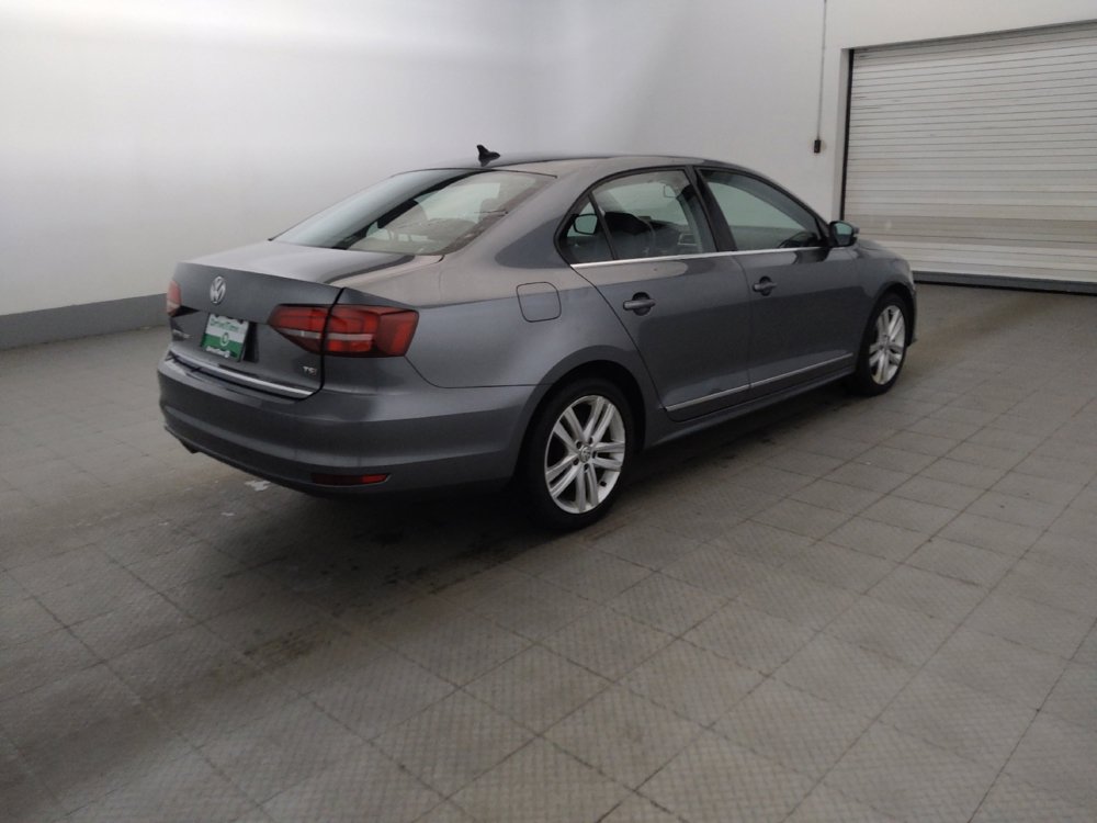 Used 2017 Volkswagen Jetta SEL FWD image 10