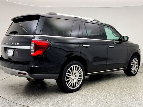 Used 2023 Ford Expedition Limited AWD/4WD image 5