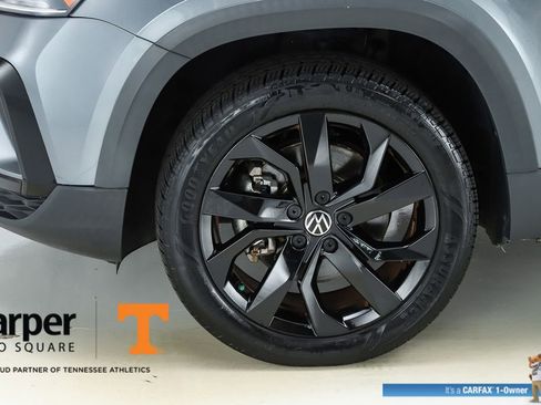 Used 2022 Volkswagen Taos SE image 42