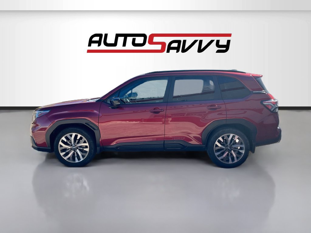 Used 2025 Subaru Forester Touring AWD/4WD image 4