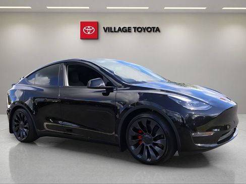 Used 2023 Tesla Model Y Performance AWD/4WD image 7