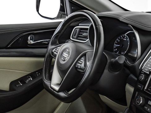 Used 2020 Nissan Maxima Platinum w/ Sport Mat Group image 11