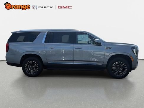 New 2026 GMC Yukon XL Elevation w/ Elevation Premium Package RWD image 2