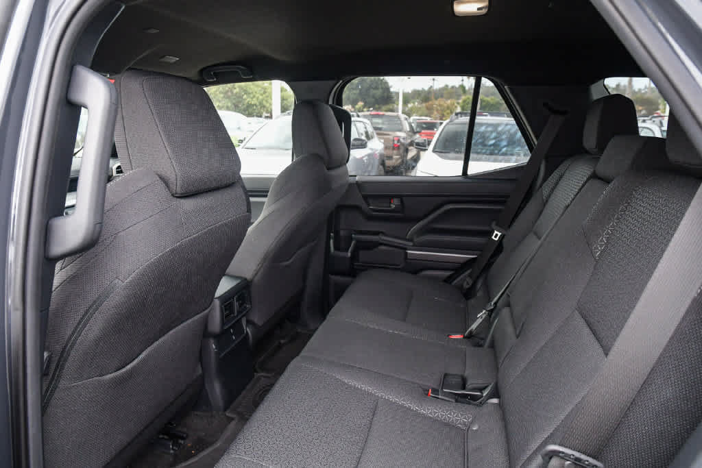 Used 2025 Toyota 4Runner SR5 RWD image 17