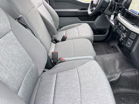 New 2026 Ford F250 XL w/ XL Chrome Package image 12