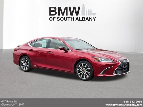 Used 2019 Lexus ES 300h w/ Premium Package image 1