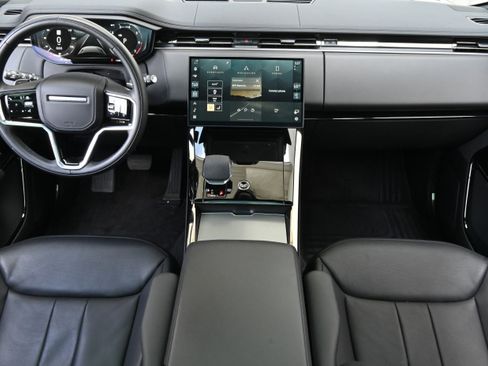 Used 2025 Land Rover Range Rover Sport SE AWD/4WD image 13