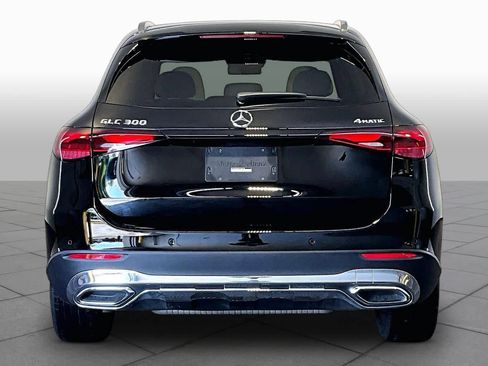 Used 2026 Mercedes-Benz GLC 300 4MATIC image 5