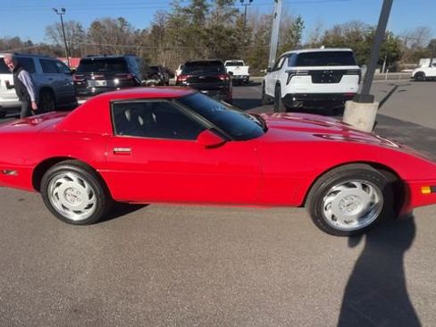 Used 1991 Chevrolet Corvette Convertible image 9