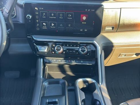 Certified 2024 GMC Sierra 2500 Denali w/ Denali Reserve Package image 18