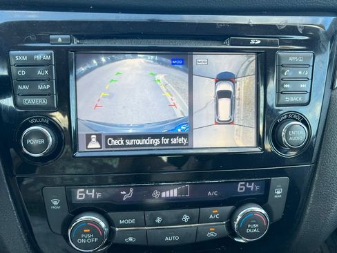 Used 2016 Nissan Rogue SV w/ SV Premium Package AWD/4WD image 35